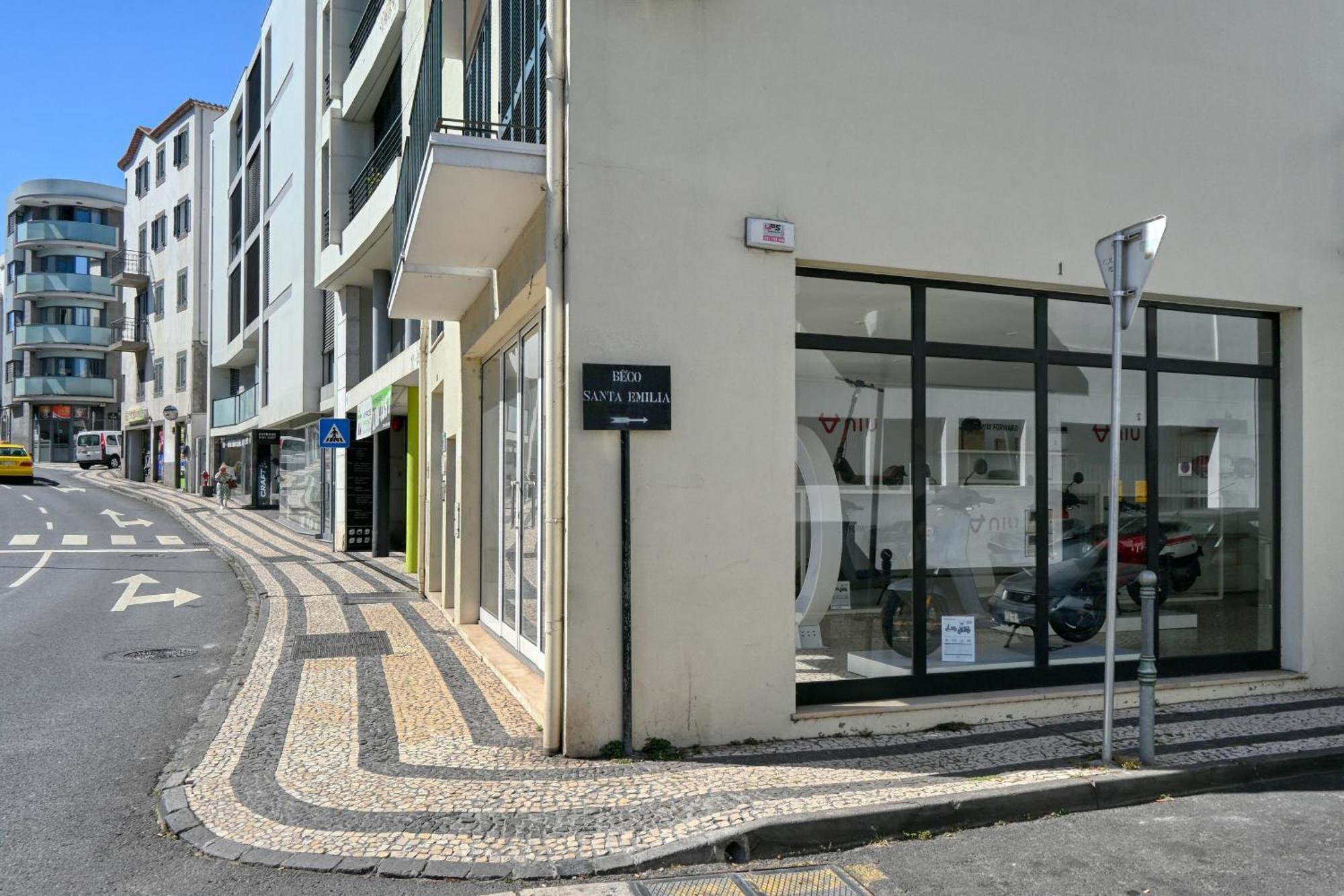 Beco Santa Emilia 1C, A Home In Madeira Funchal  Exterior photo